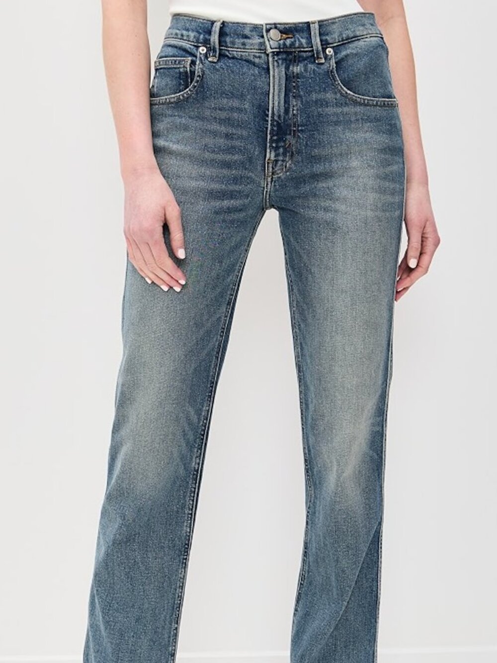 Good American Good Standard Bootcut Jeans 24W